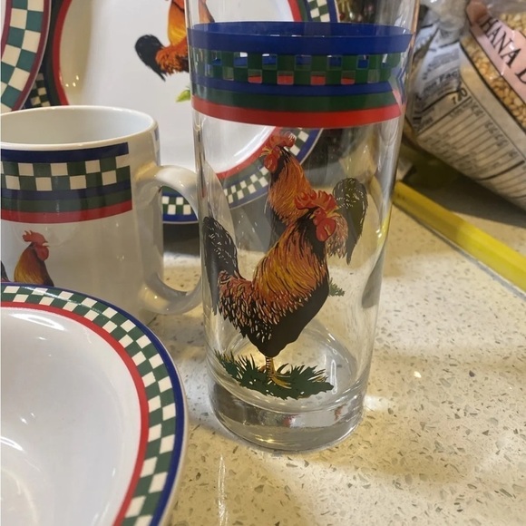 Ella's Rooster Bob Timberlake 7pc Set w/dinner plate, bowl, dessert, saucer. - Picture 2 of 7